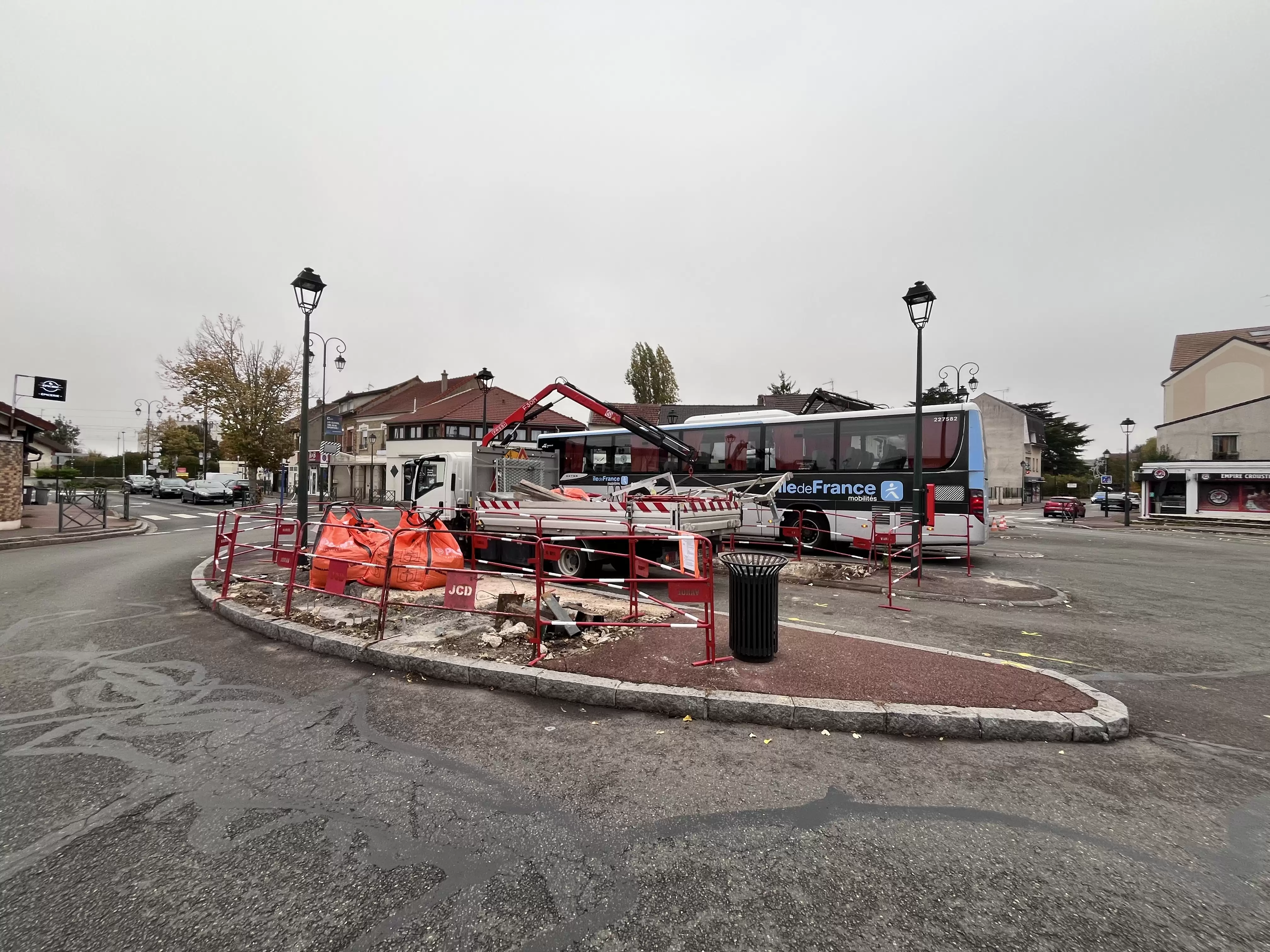 Gare routière : de nouveaux abribus  en cours d'installation 